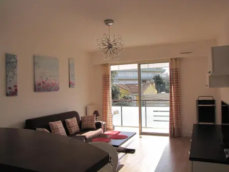 Appartement 50 m² avec terrasse et vue jardin à Antibes : photo 22