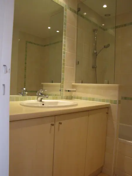 Appartement 50 m² avec terrasse et vue jardin à Antibes : photo 34