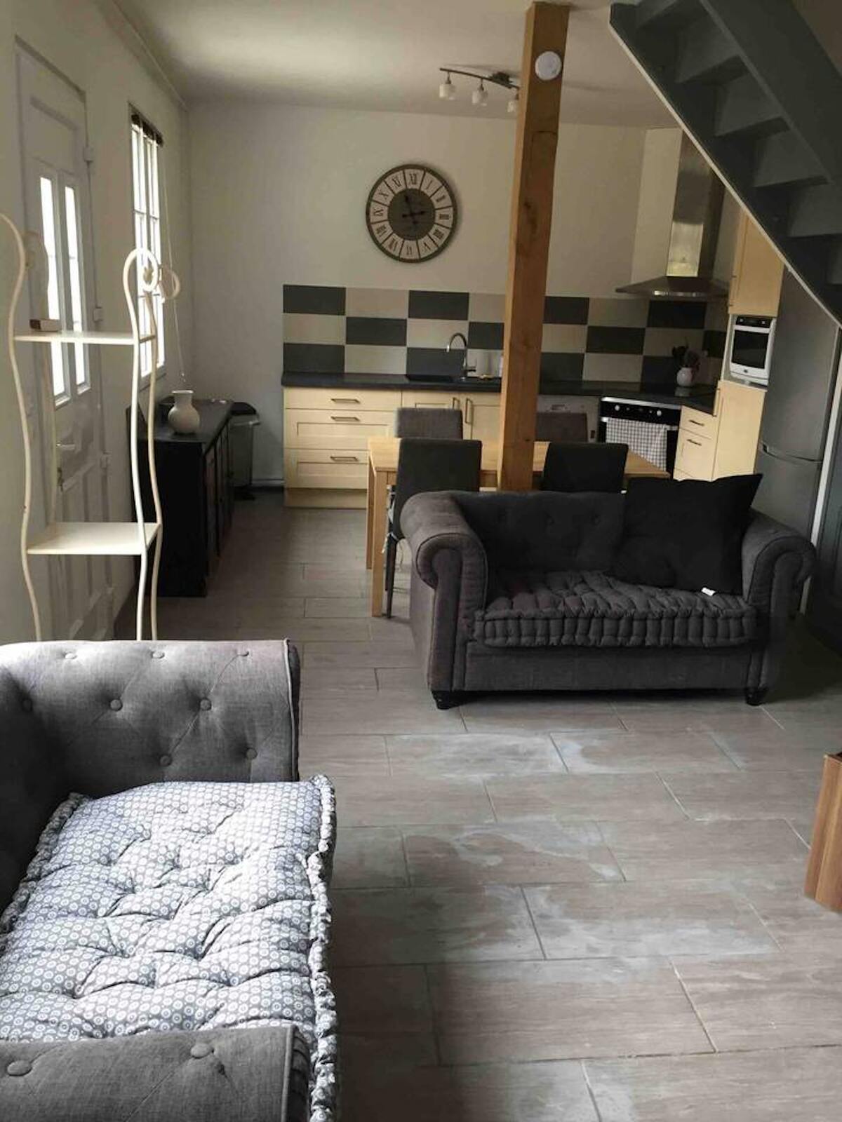 Maison 3 chambres à Bléré, cheminée et terrasse barbecue - Photo 3
