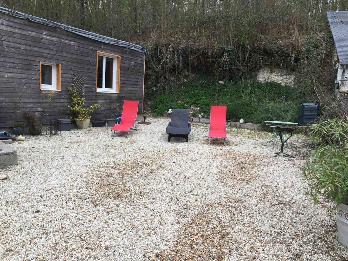 Maison 3 chambres à Bléré, cheminée et terrasse barbecue - Photo 21