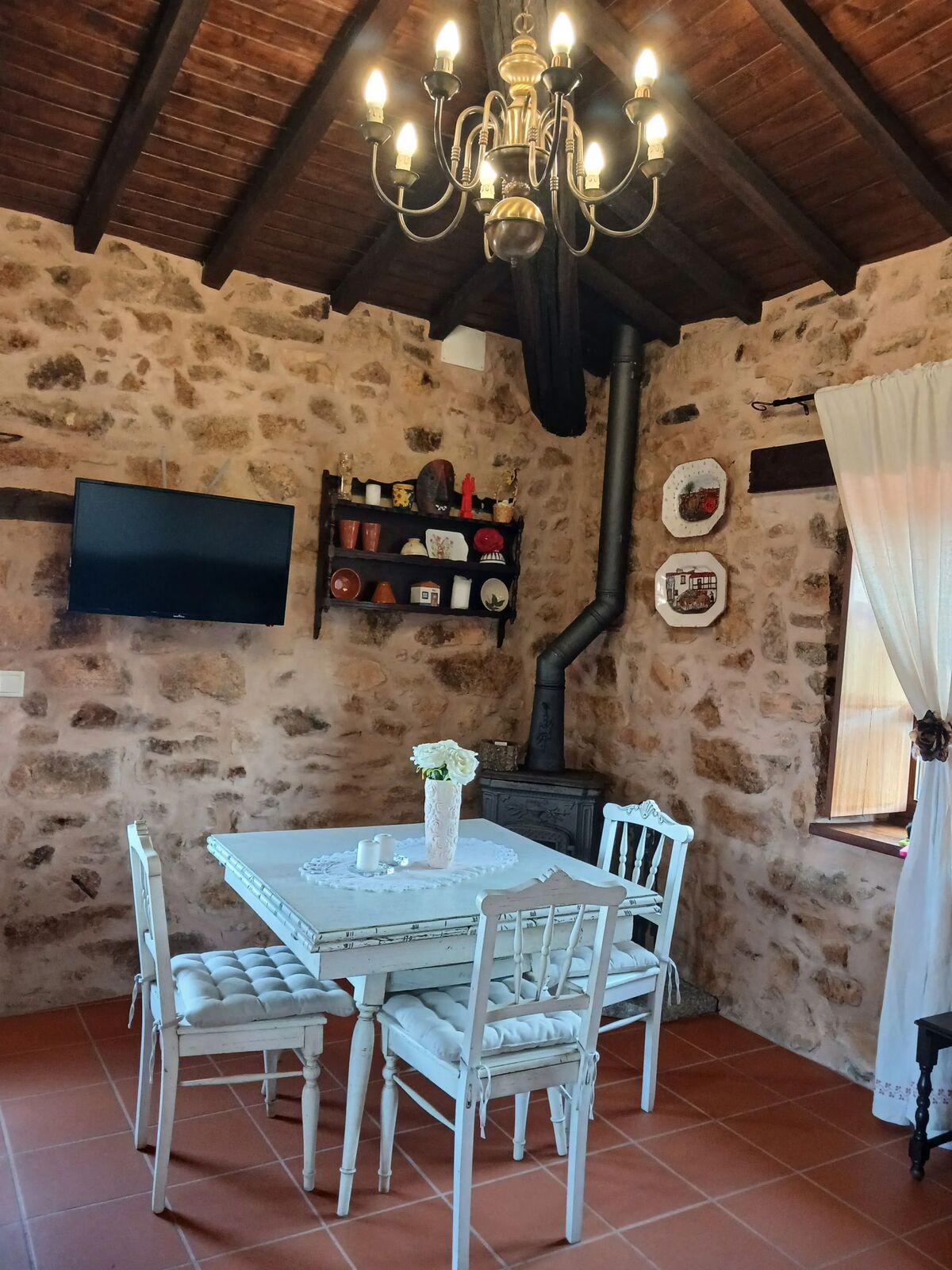 Maison de charme à Parada, cheminée et vue montagne - Photo 26