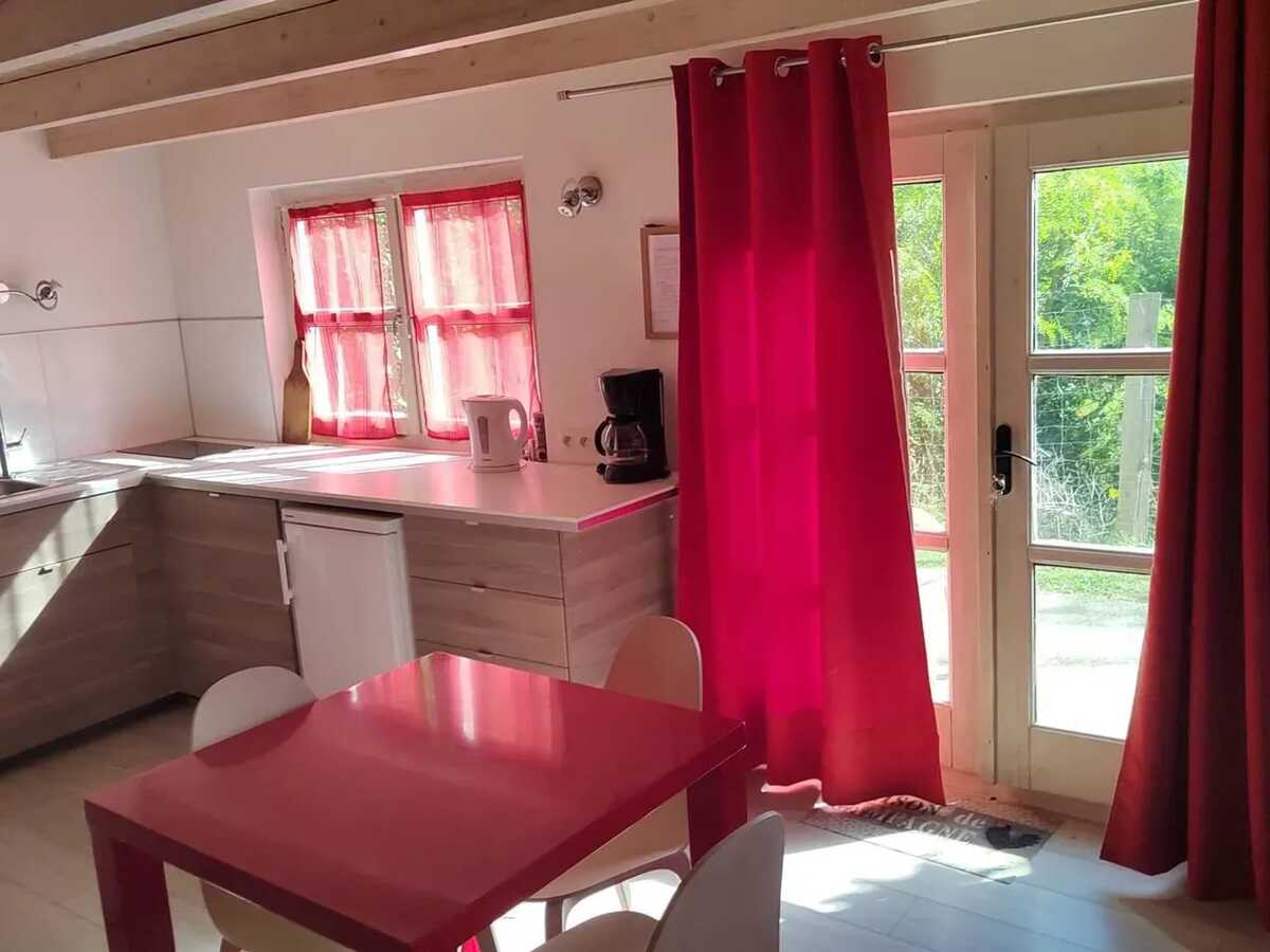 Chalet 41m² terrasse & barbecue près Grenoble - Photo 2