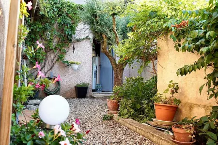 Appartement charmant proche d'Avignon avec piscine privée - Photo 1