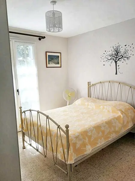 Appartement charmant proche d'Avignon avec piscine privée - Photo 3