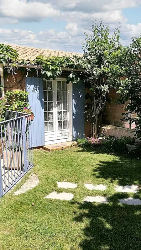 Appartement charmant proche d'Avignon avec piscine privée - Photo 5