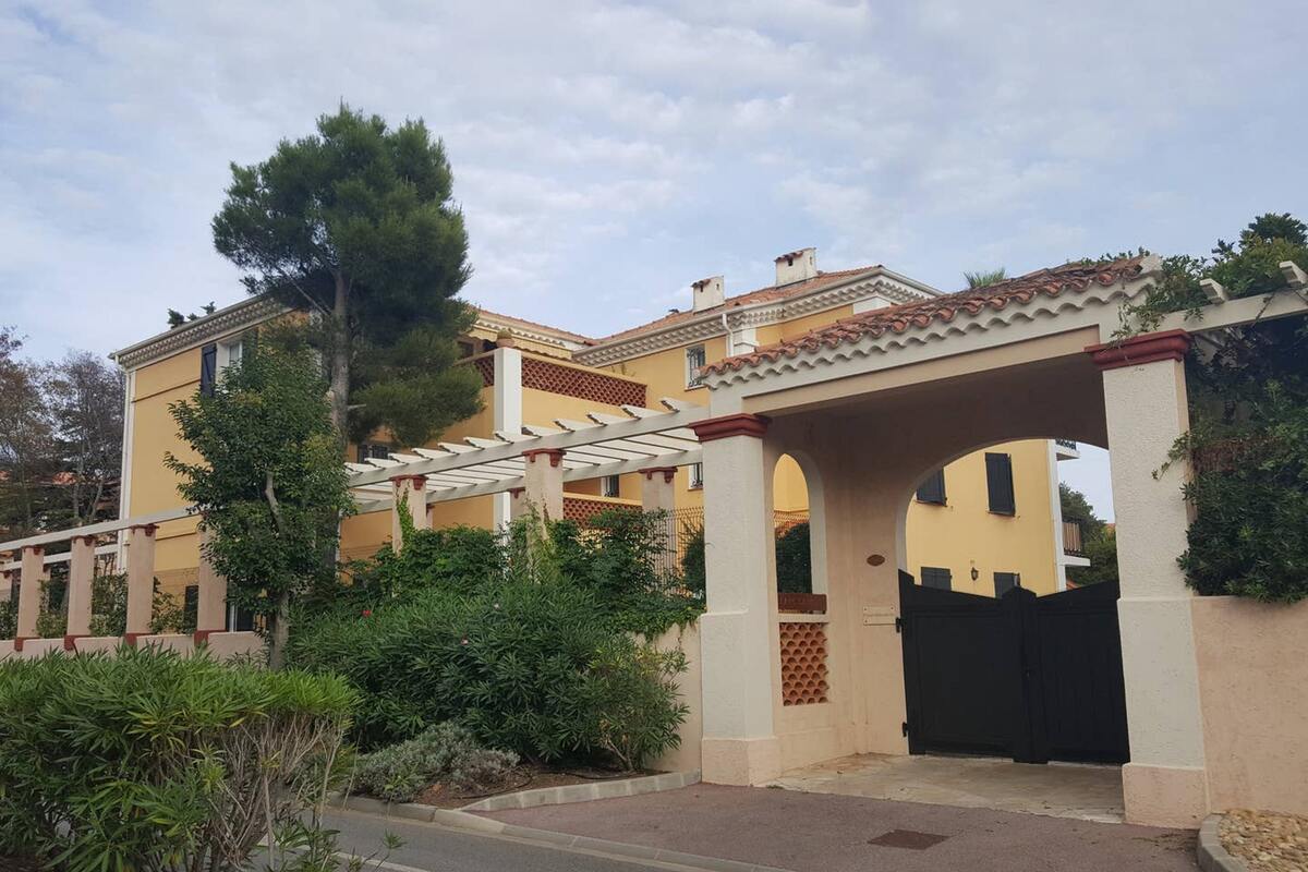 Appartement 4 pers. avec jardin clôturé à Saint-Aygulf - Photo 2