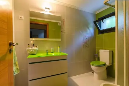 Villa avec piscine privée et vue lac à Cividade, 6 personnes : photo 12