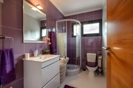 Villa avec piscine privée et vue lac à Cividade, 6 personnes : photo 13