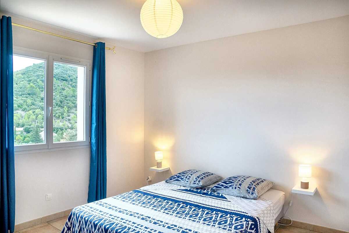 Villa 200 m² Saint-Jean-du-Pin : 6 chambres, piscine privée - Photo 16