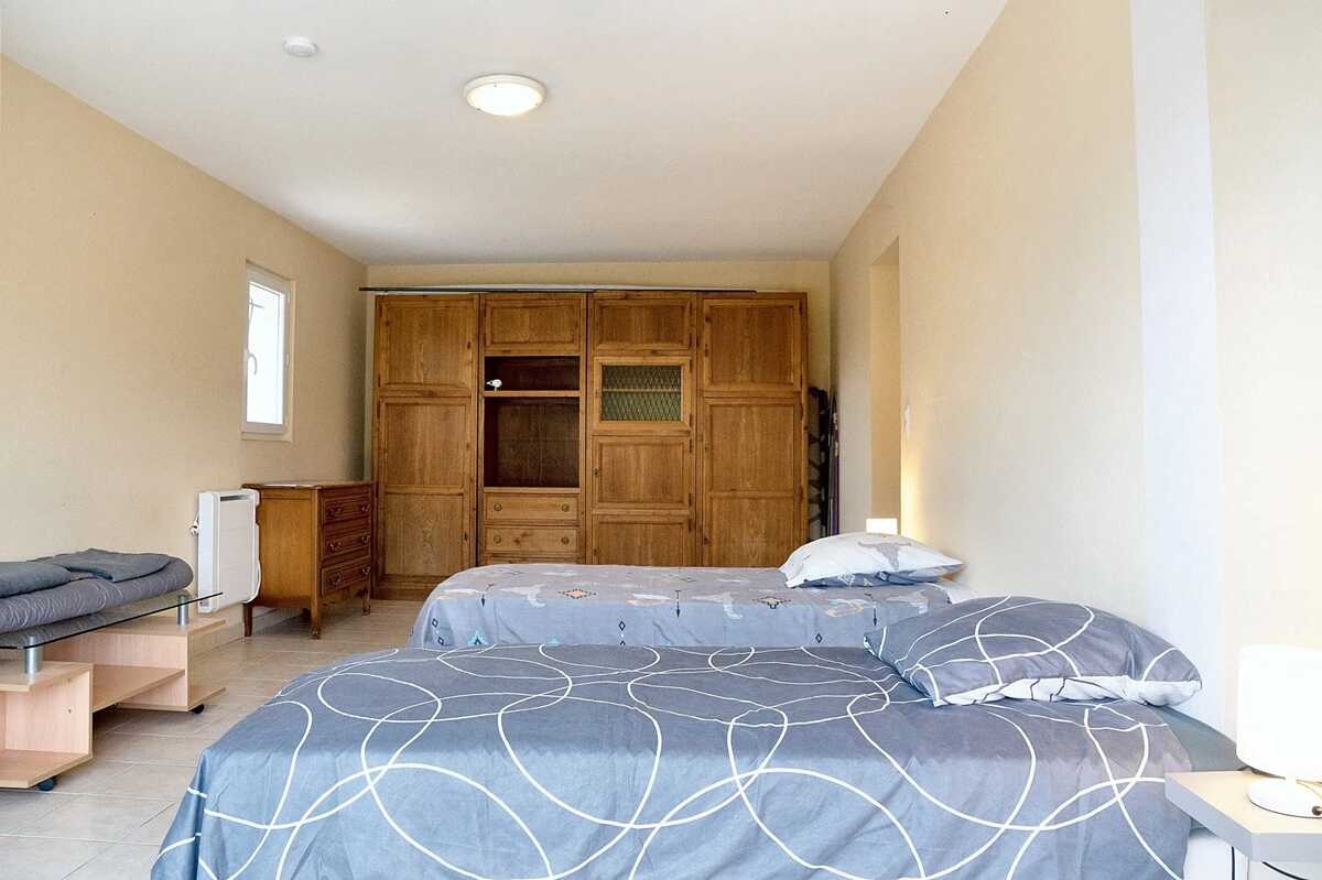Villa 200 m² Saint-Jean-du-Pin : 6 chambres, piscine privée - Photo 18