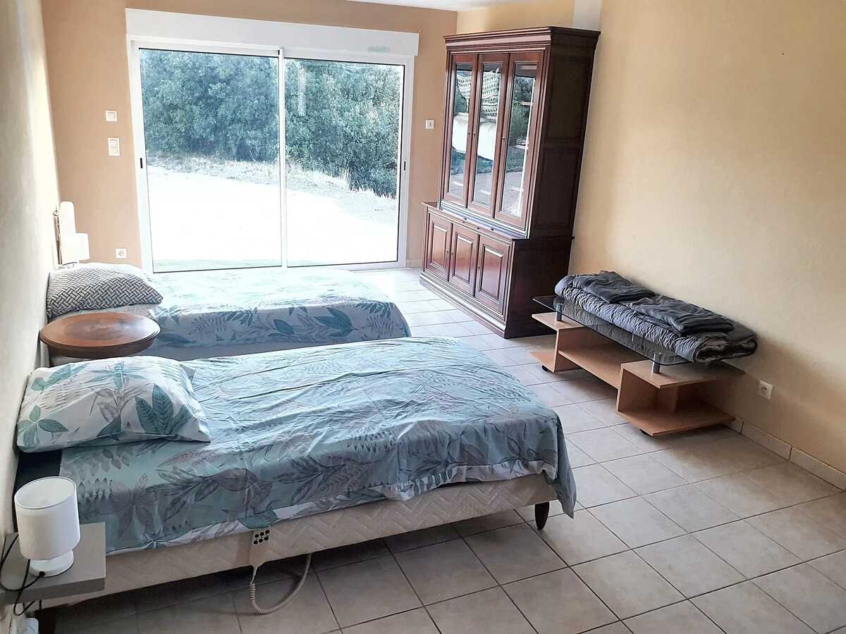 Villa 200 m² Saint-Jean-du-Pin : 6 chambres, piscine privée - Photo 20