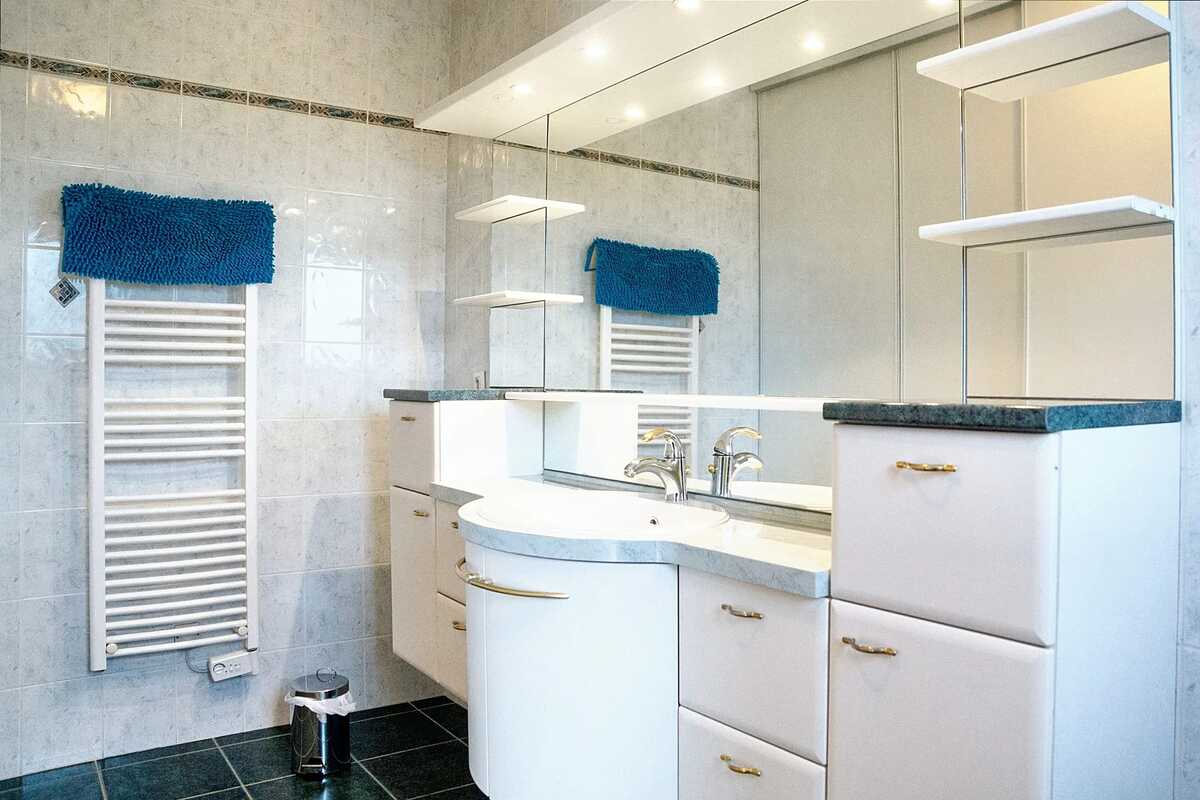 Villa 200 m² Saint-Jean-du-Pin : 6 chambres, piscine privée - Photo 30