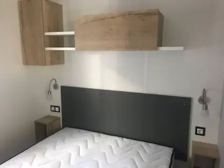 Bungalow avec piscine partagée à Canet-en-Roussillon, 8 personnes : photo 5