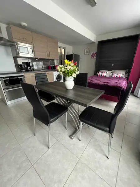 Location appartement à La Ferrière aux Étangs, Studio confortable à La Ferrière-aux-Étangs - 25 m² avec sauna