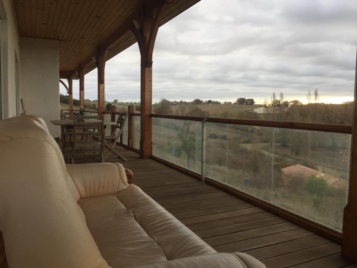 Appartement 120 m² piscine privée et vue lac - Photo 2