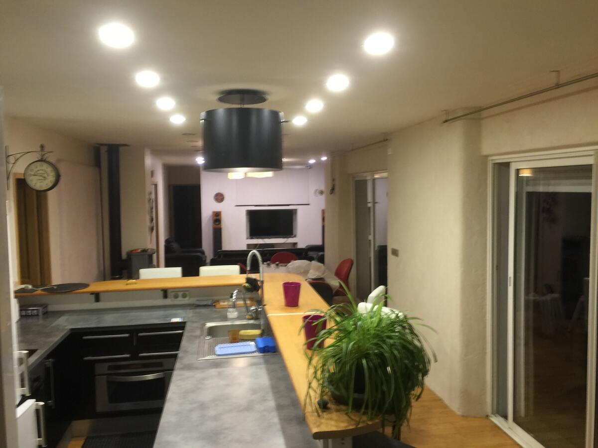 Appartement 120 m² piscine privée et vue lac - Photo 5