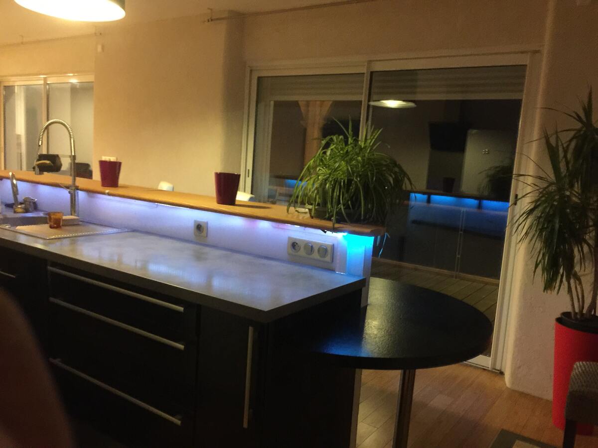 Appartement 120 m² piscine privée et vue lac - Photo 9