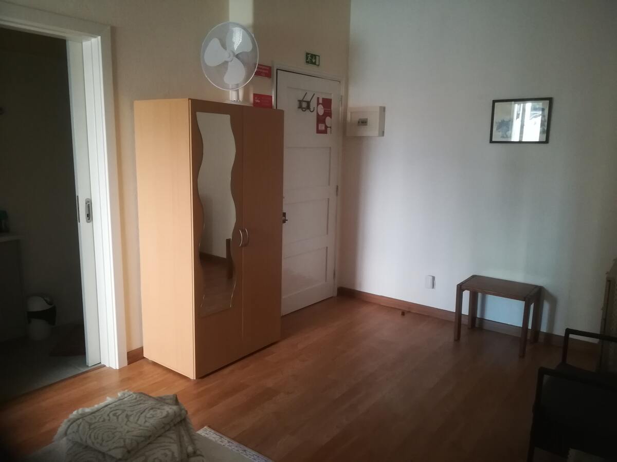 Studio 20 m² avec terrasse au cœur de Funchal - Photo 4