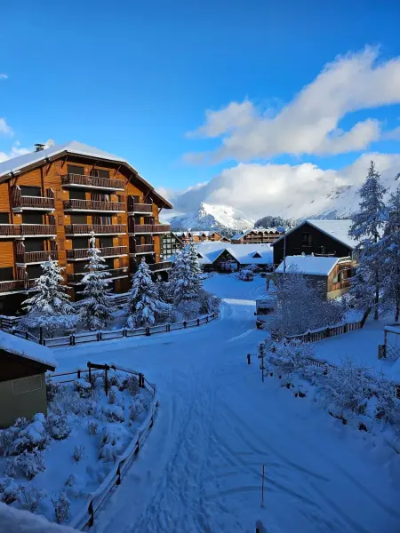 Appartement cosy à Dévoluy, balcon vue montagne et village : photo 5