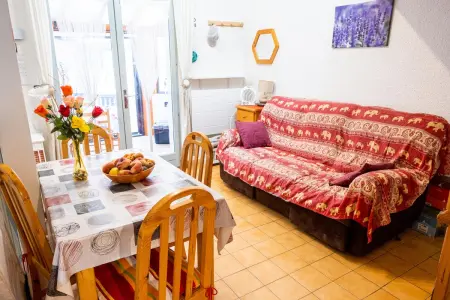 Maison avec jardin clôturé et barbecue à Leucate, 6 personnes : photo 3
