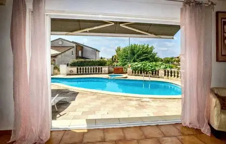 Villa ensoleillée & Piscine privée à Aléria, Villa 6 personnes à Aléria - Photo 6