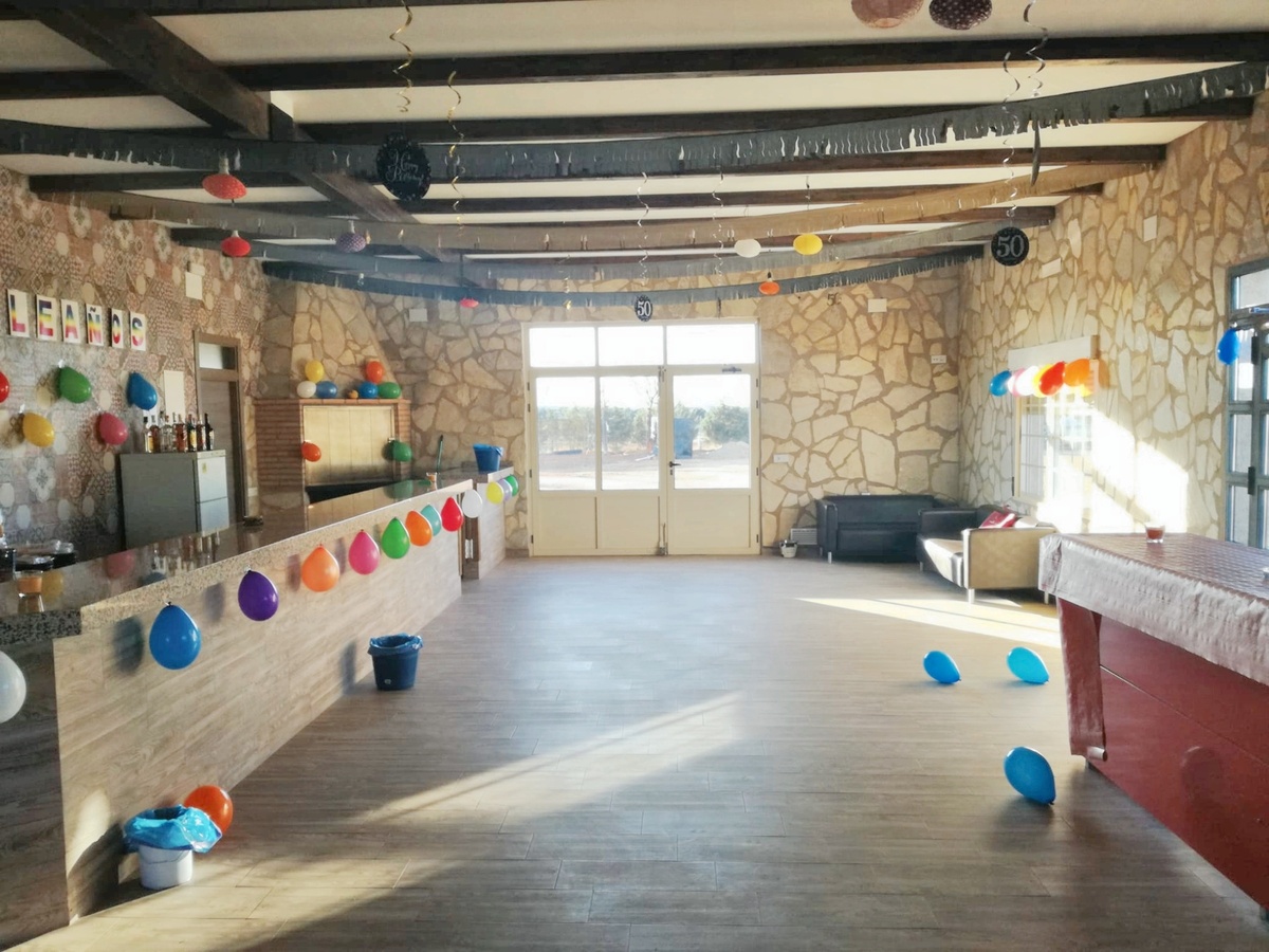 Appartement 270 m² à Villarrobledo, piscine et terrasse - Photo 3