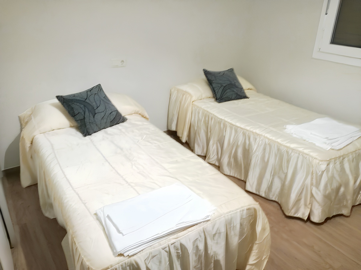 Appartement 270 m² à Villarrobledo, piscine et terrasse - Photo 10