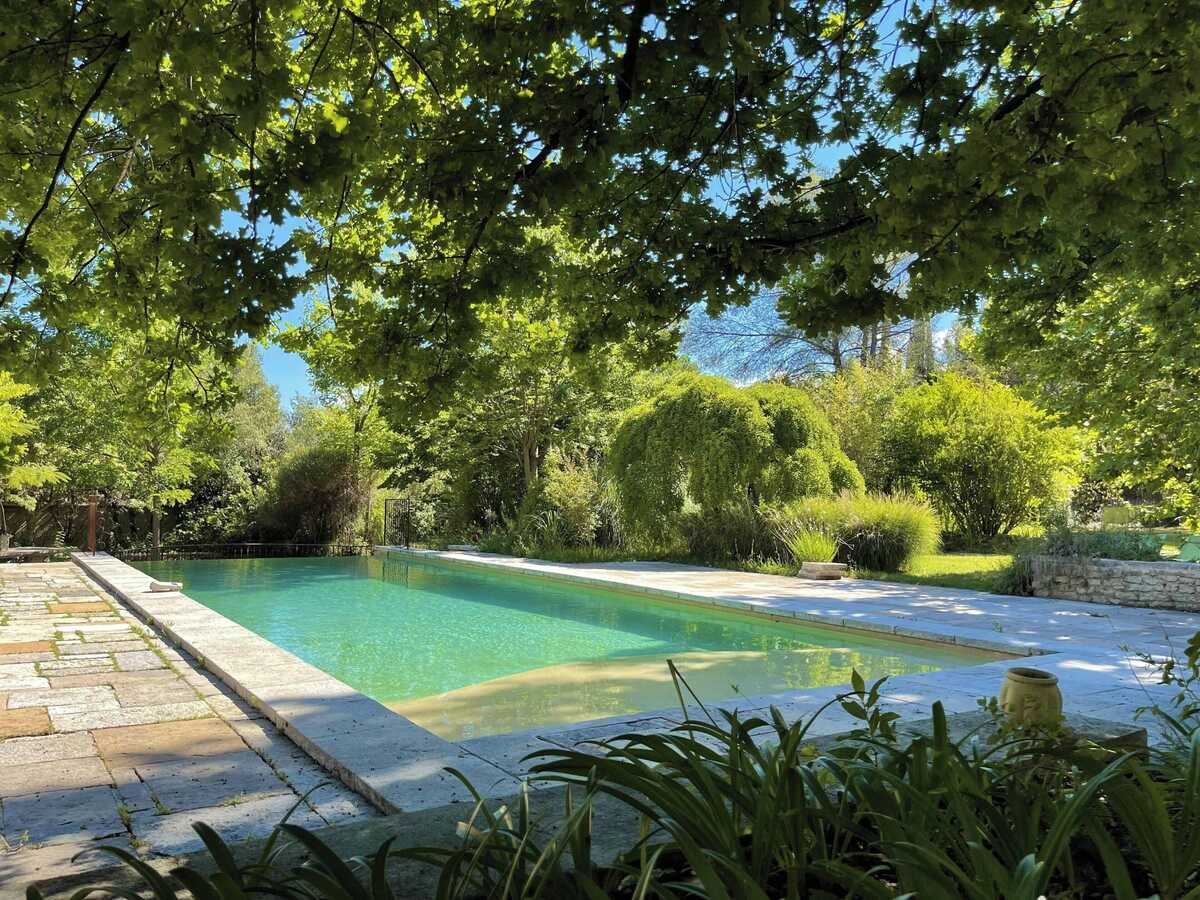 Villa 7 chambres à Lambesc avec piscine, spa et jacuzzi - Photo 18