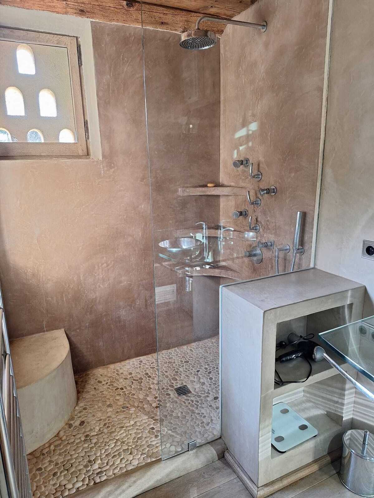 Villa 7 chambres à Lambesc avec piscine, spa et jacuzzi - Photo 28