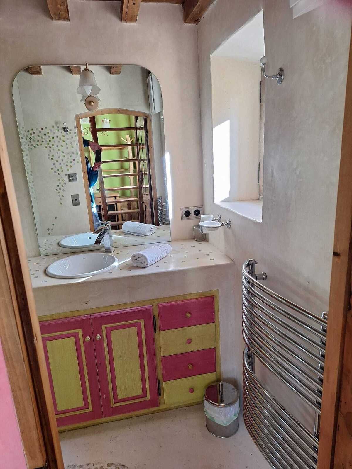 Villa 7 chambres à Lambesc avec piscine, spa et jacuzzi - Photo 31