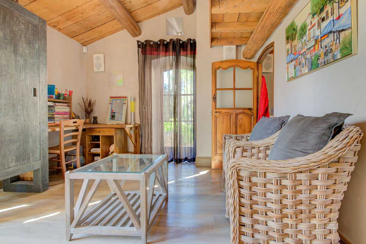 Villa 7 chambres à Lambesc avec piscine, spa et jacuzzi - Photo 63