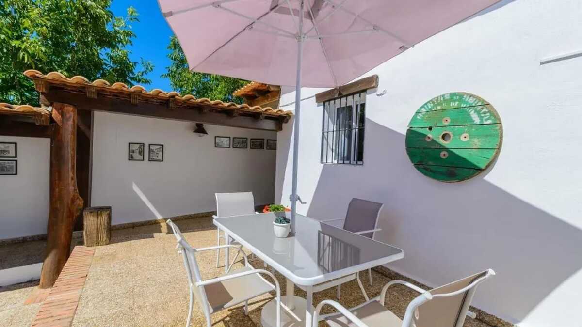 Villa 190 m² avec piscine privée à Romilla la Nueva - Photo 27