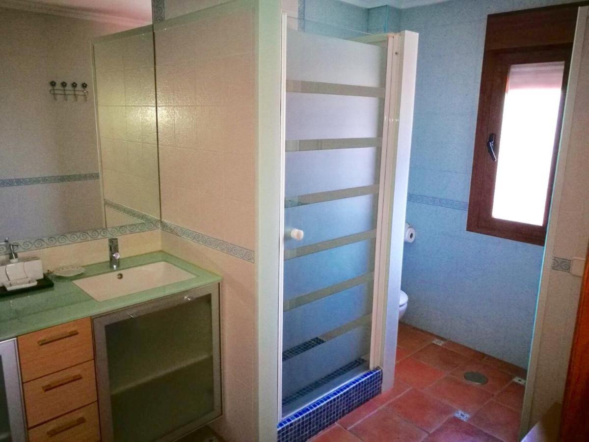 Villa 450 m² piscine et jacuzzi pour 14 personnes - Photo 18