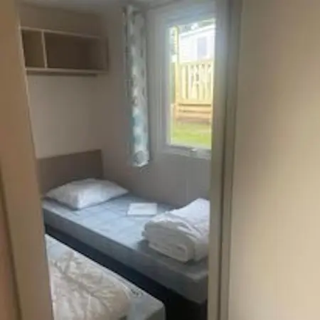 Bungalow charmant à Argences en Aubrac avec piscine - Photo 5