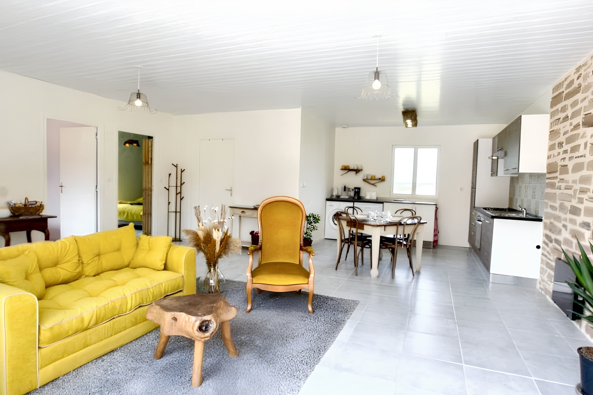 Maison 80 m² Fossemagne, jardin clos et terrasse - Photo 1