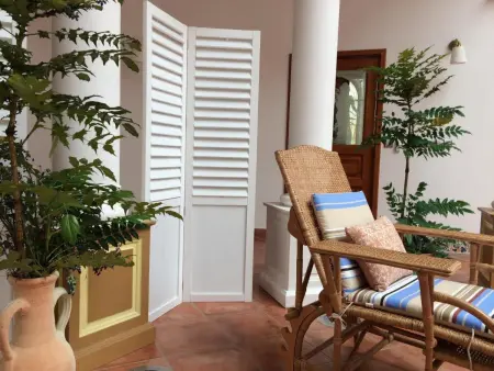 Villa avec piscine privée et 6 chambres à Saint-Cyr-sur-Loire : photo 38