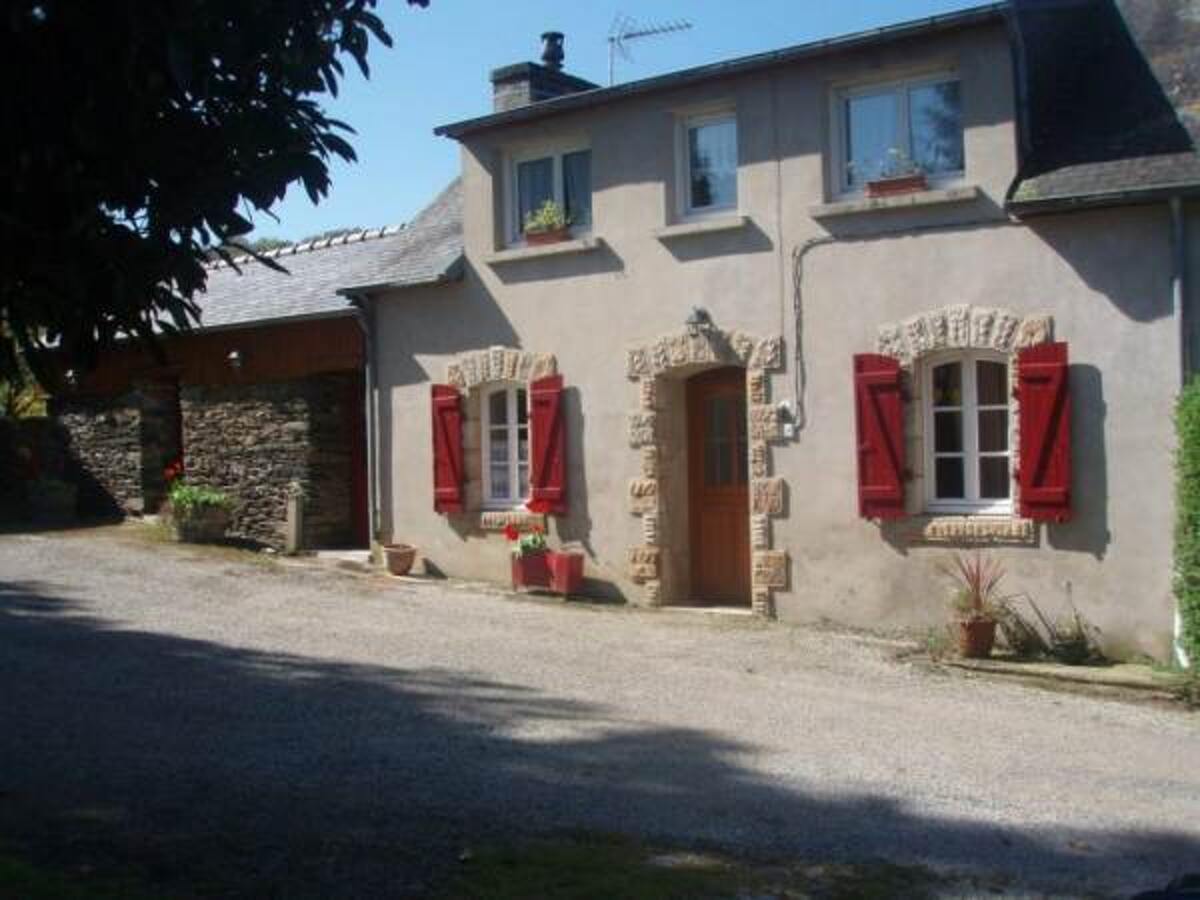 Maison 90 m² à Laz, jardin et terrasse barbecue - Photo 1