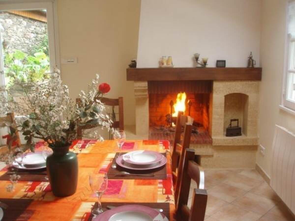 Maison 90 m² à Laz, jardin et terrasse barbecue - Photo 2