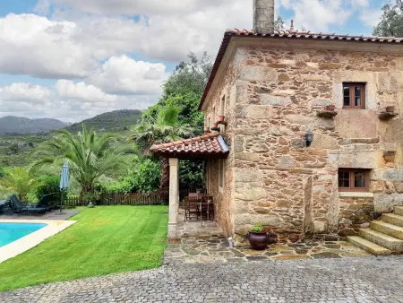 Location villa à Caminha