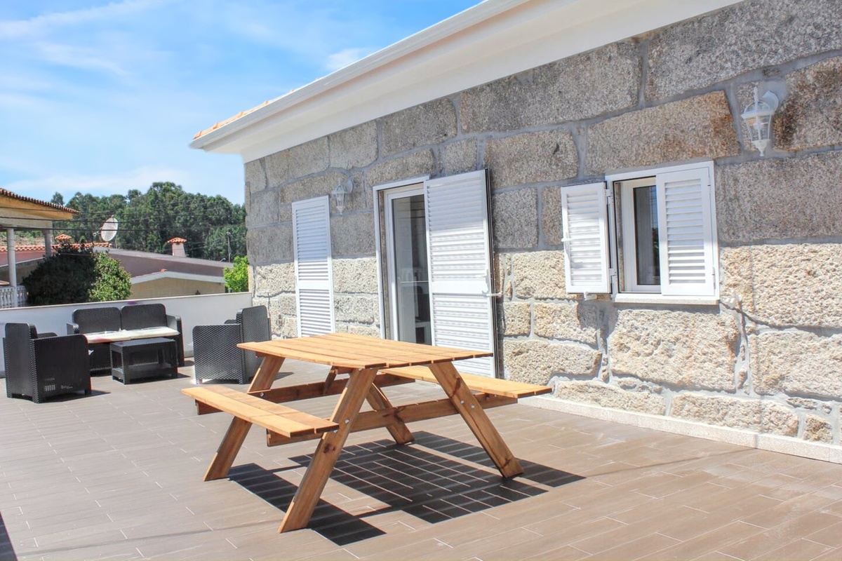 Maison de charme à Requião : piscine partagée et jardin clôturé - Photo 2