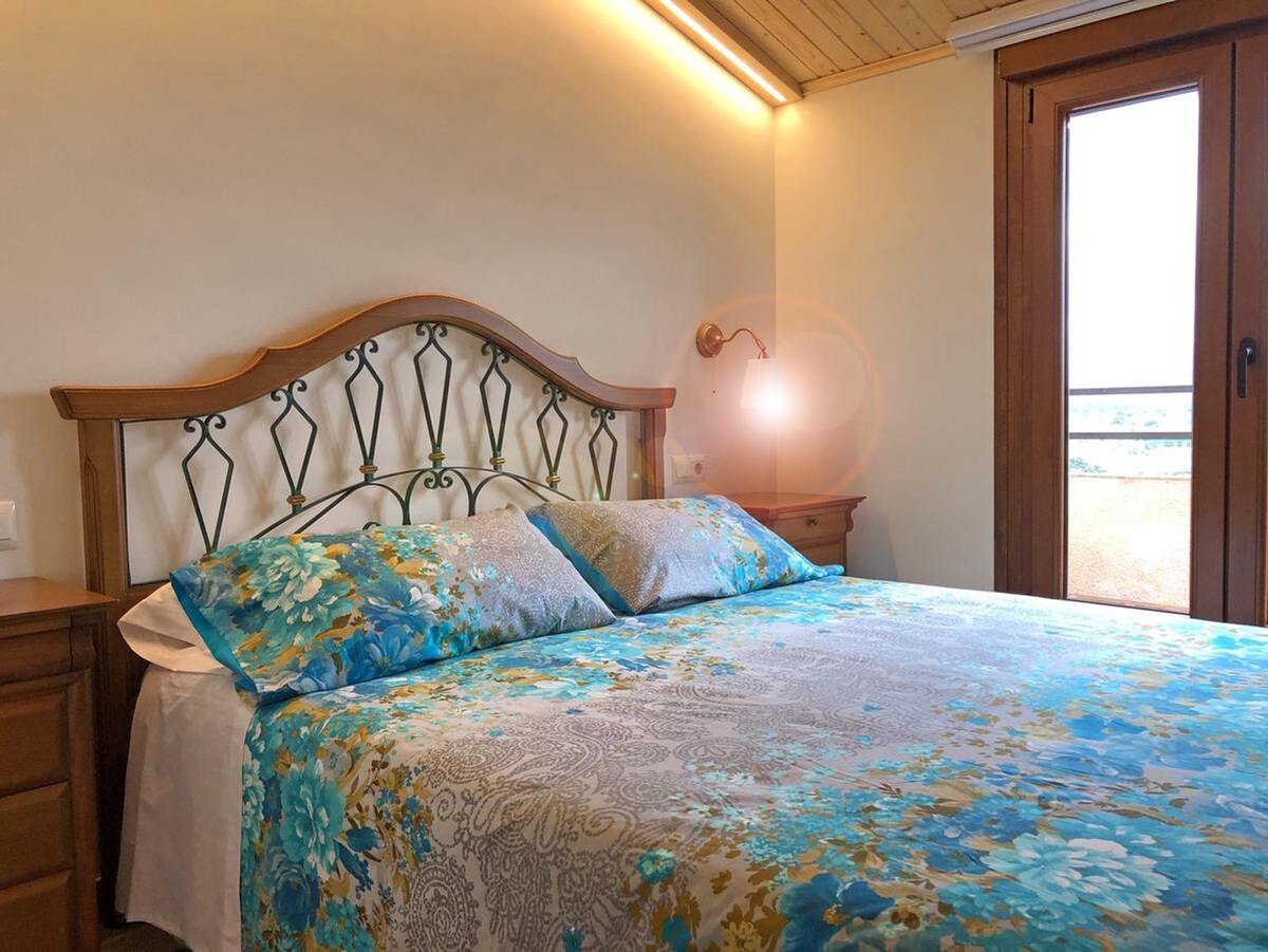 Maison avec vue montagne et piscine à Cretas, 10 personnes - Photo 7