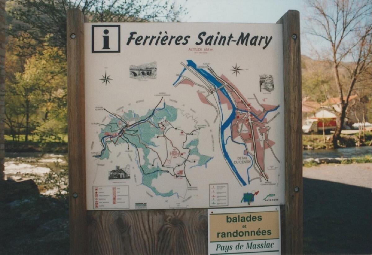Maison 5 pers. Ferrières-Saint-Mary, jardin vue montagne - Photo 22