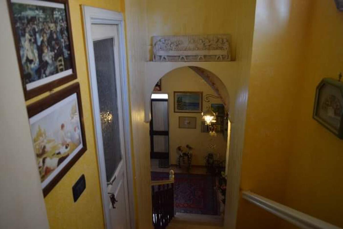 Maison 85 m² à Muro Leccese, jardin clôturé et vue ville - Photo 8