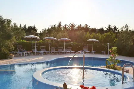 Location appartement à Vieste, Appartement charmant à Vieste avec piscine partagée - 35 m²