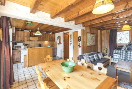 Chalet chaleureux à Champagny-en-Vanoise avec jacuzzi - Photo 1