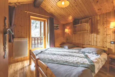 Chalet chaleureux à Champagny-en-Vanoise avec jacuzzi - Photo 5