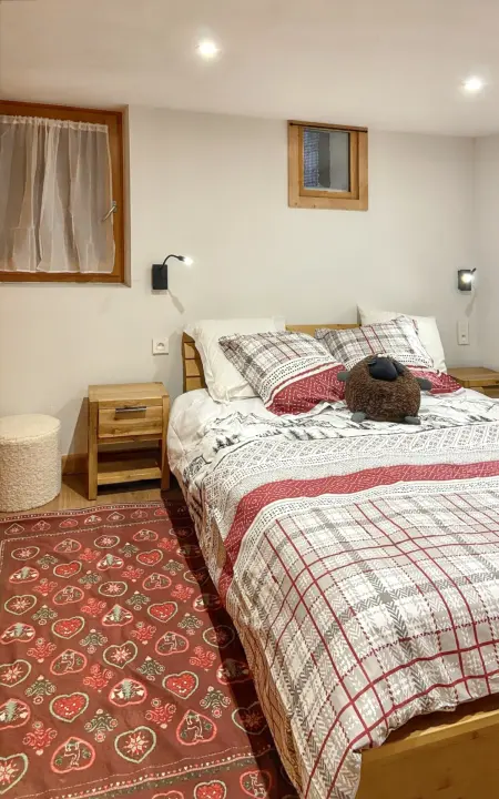 Chalet chaleureux à Champagny-en-Vanoise avec jacuzzi - Photo 13