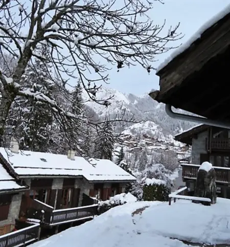 Chalet chaleureux à Champagny-en-Vanoise avec jacuzzi - Photo 25