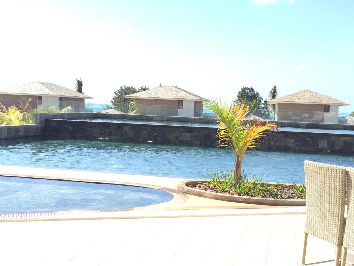 Appartement 3 chambres vue mer, plage privée, Roches Noires - Photo 13