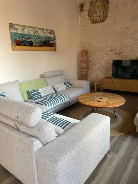 Maison avec piscine privée et grand jardin à Jard-sur-Mer : photo 9